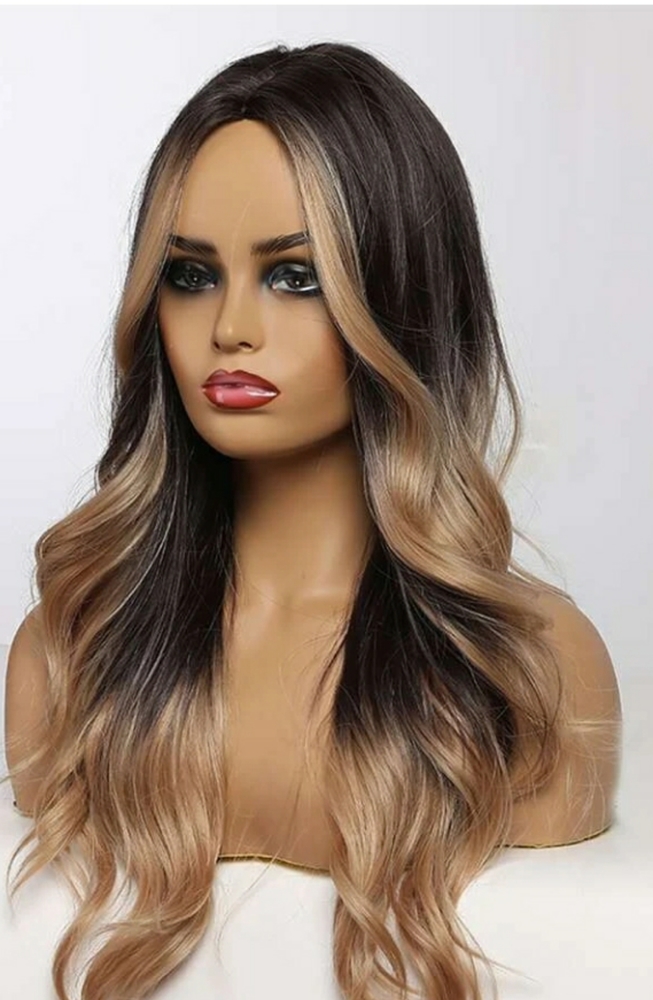 Nwt.Beautiful long Ombre byalage hairdo wig topper